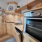 Apartmán Rosie Design - Charming Near Slopes *