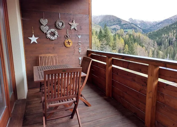 Rosie Design - Charming Near Slopes